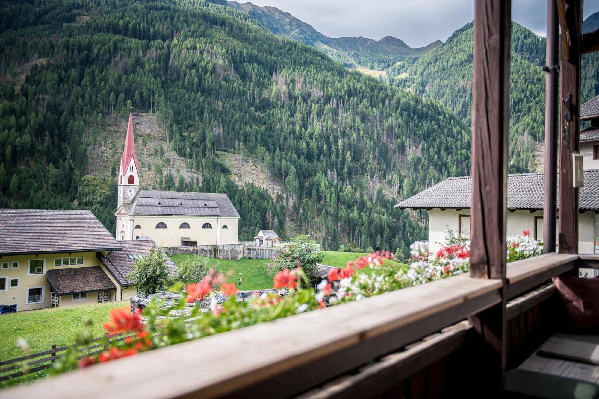 Hotel Oberwirt à Selva dei Molini Extérieur photo